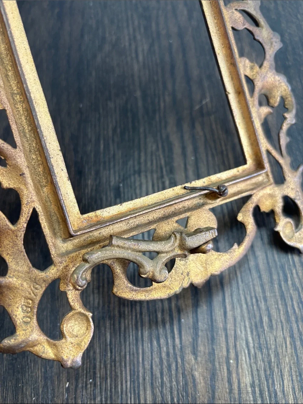 Vintage brass/gold tone table frame,ornate design,no glass, 12x8.5”,5x7” photo